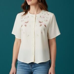 CHRISTIE & JILL Fairycore Floral Embroidered Cropped Button Down Blouse